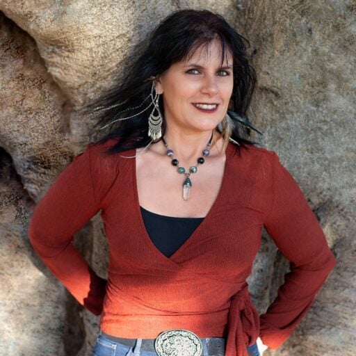 Donna Marie Psychic Twin Featherz